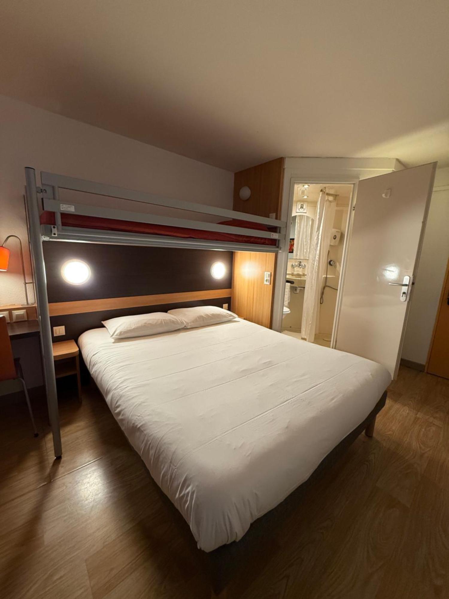 B&B Hotel Lisieux Parc Des Expositions Экстерьер фото