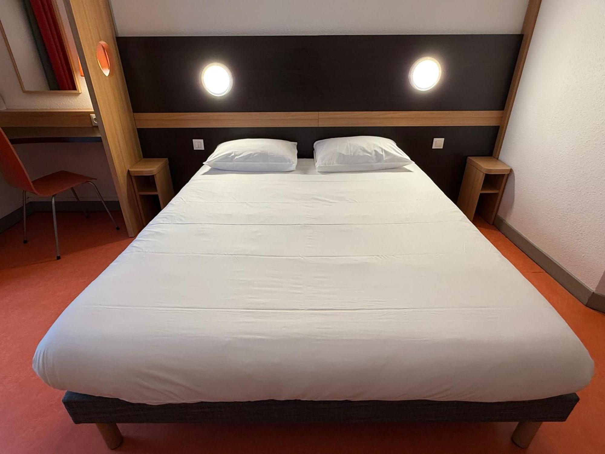 B&B Hotel Lisieux Parc Des Expositions Экстерьер фото