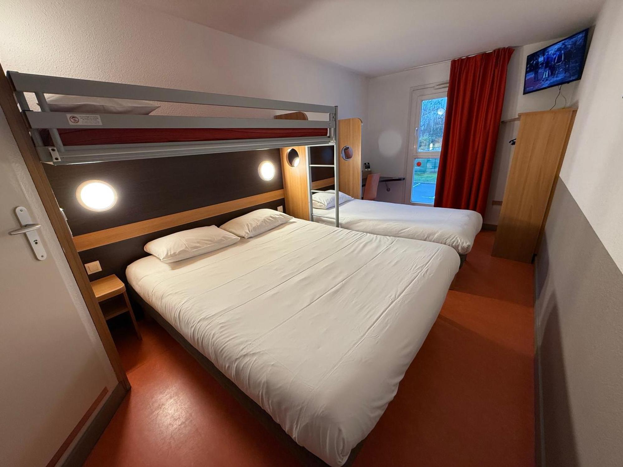 B&B Hotel Lisieux Parc Des Expositions Экстерьер фото