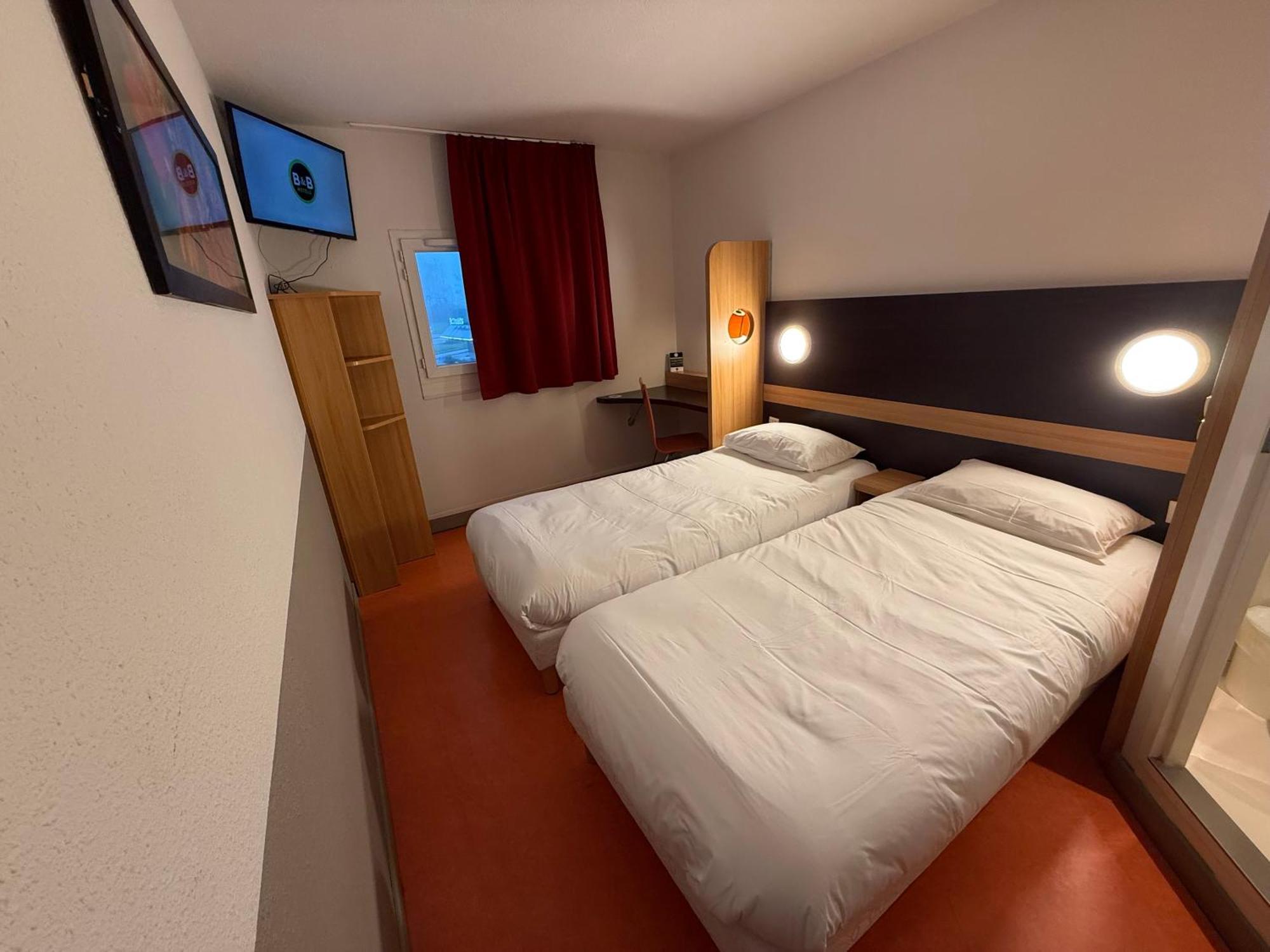 B&B Hotel Lisieux Parc Des Expositions Экстерьер фото