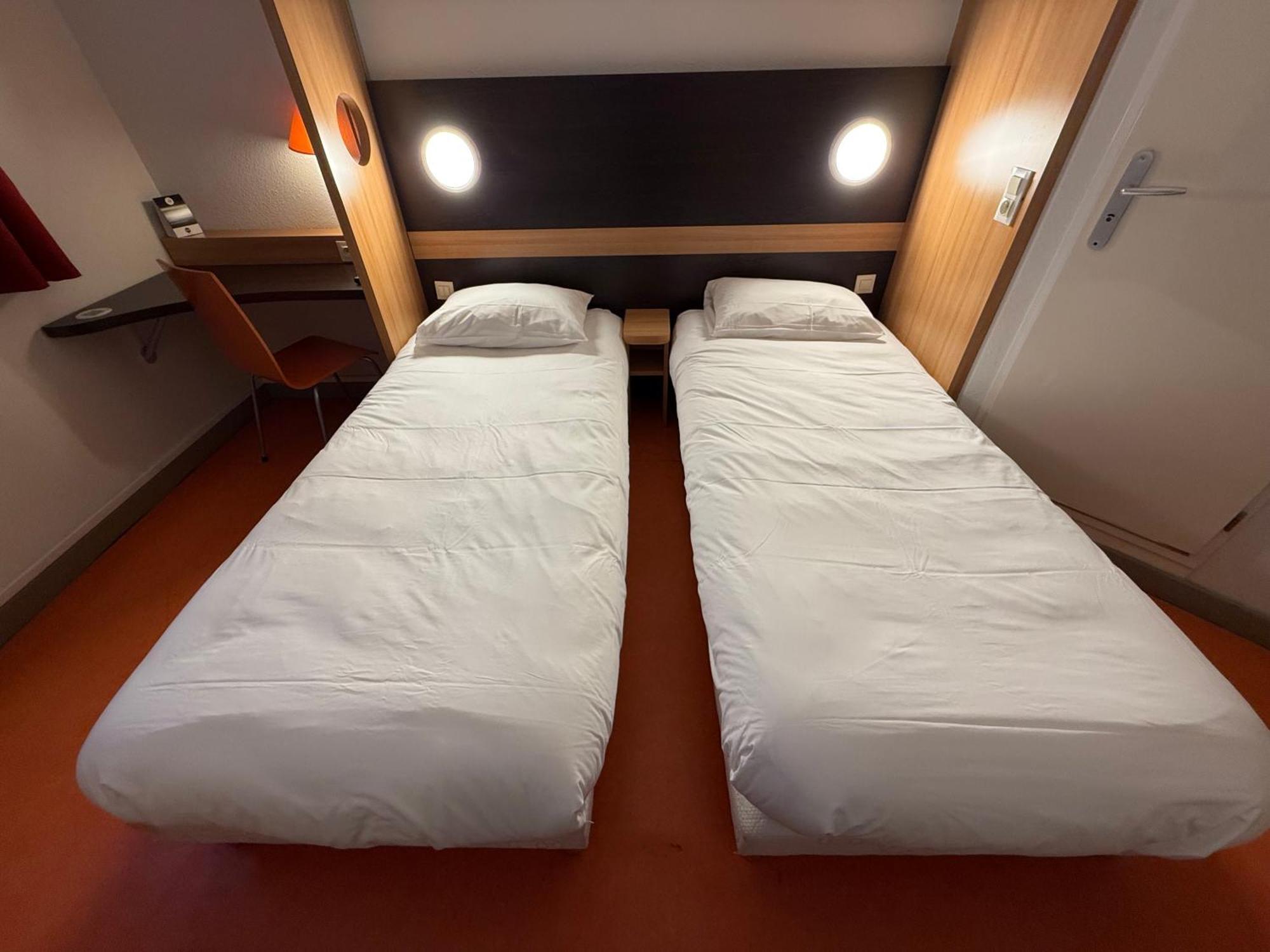 B&B Hotel Lisieux Parc Des Expositions Экстерьер фото